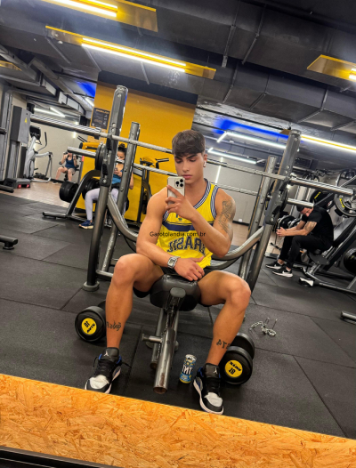  garoto de programa - Ariel