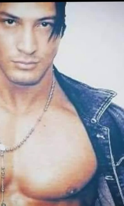 garoto de programa - César