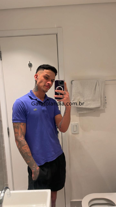 garoto de programa - Enzo Tamura