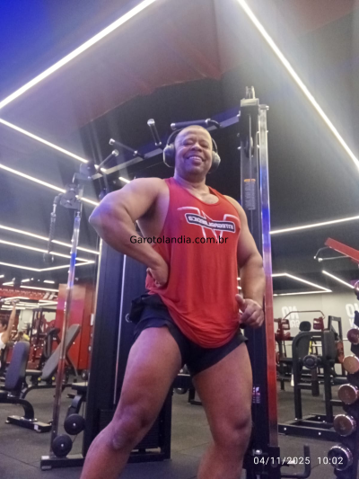 garoto de programa - César