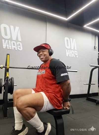 garoto de programa - César