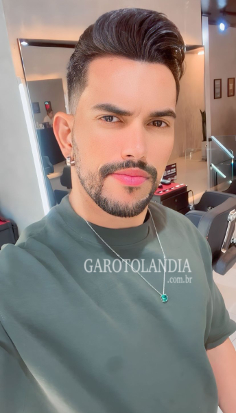  Garoto de programa,  Paco Magela