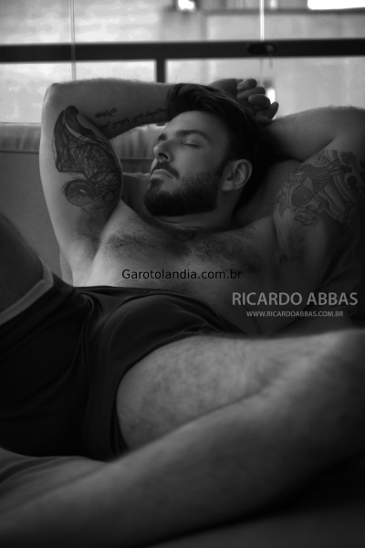 garoto de programa - Ricardo Abbas